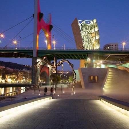 Clasico Y Funcional Vivienda Turistica Centro Bilbao Ngoại thất bức ảnh