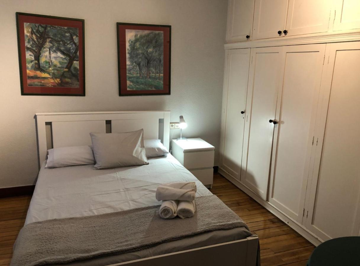Clasico Y Funcional Vivienda Turistica Centro Bilbao Ngoại thất bức ảnh